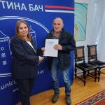 УРУЧЕНИ УГОВОРИ ЗА ЕКОНОМСКО ОСНАЖИВАЊЕ ИЗБЕГЛИХ И РАСЕЉЕНИХ ЛИЦА 